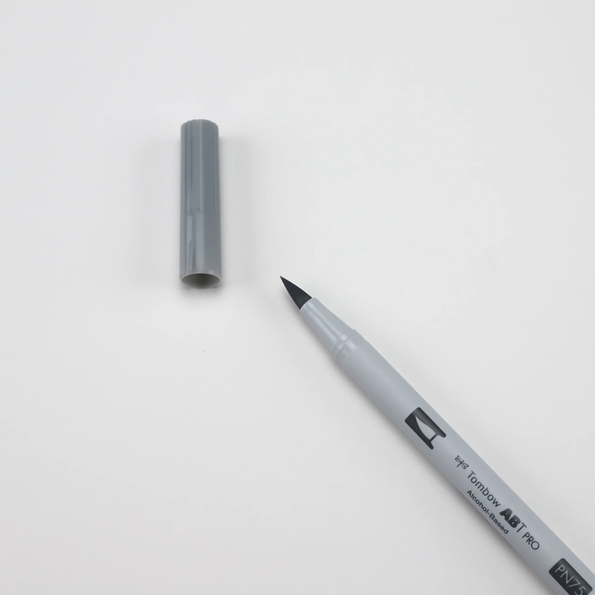 Tombow ABT PRO Alcohol-Based Art Marker - Cool Gray 3 - PN75 - Image 4