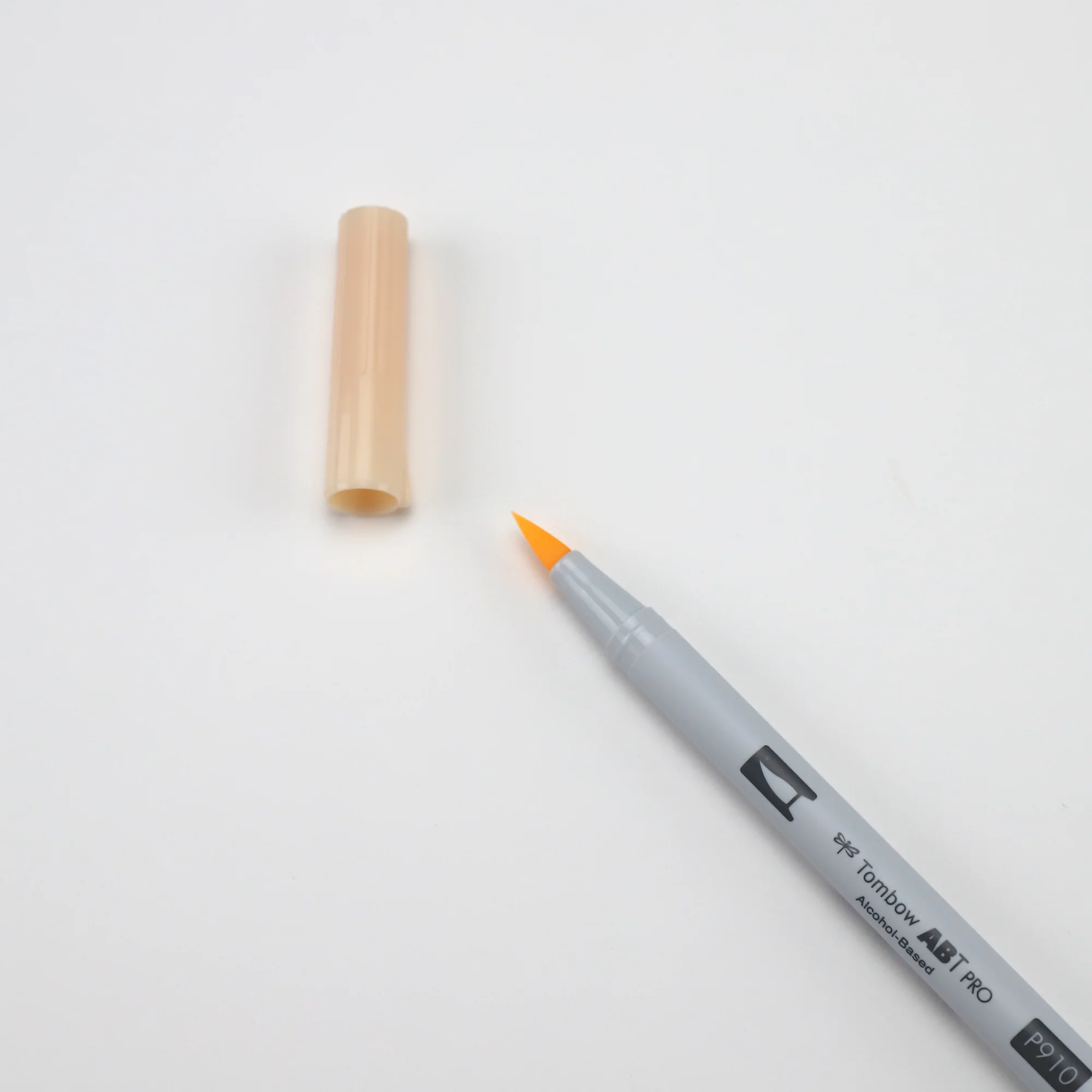 Tombow ABT PRO Alcohol-Based Art Marker - Opal - P910 - Image 4